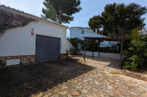 Villa in Javea zu verkaufen, Espace de vie 170 m², Terrain 817 m², 3 Chambres &agrave; coucher, 2 Badezimmer, Pool, ref.: AVS-57614-14