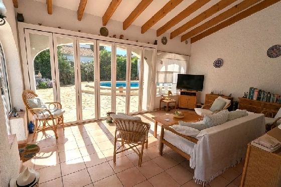 Villa in Javea zu verkaufen, Espace de vie 170 m², Terrain 817 m², 3 Chambres &agrave; coucher, 2 Badezimmer, Pool, ref.: AVS-57614-15