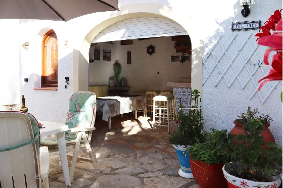 Villa in Benigembla zu verkaufen, Espace de vie 199 m², Terrain 833 m², 4 Chambres &agrave; coucher, 4 Badezimmer, Pool, ref.: PT-26003-26
