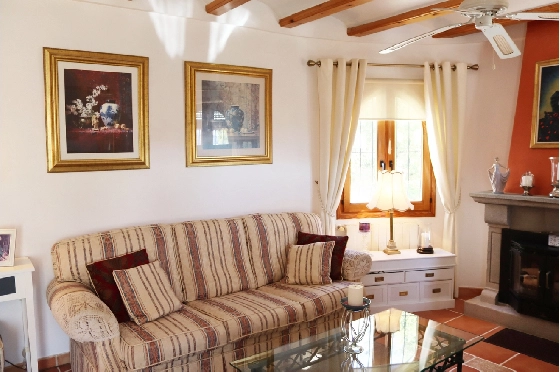 Villa in Benigembla zu verkaufen, Espace de vie 199 m², Terrain 833 m², 4 Chambres &agrave; coucher, 4 Badezimmer, Pool, ref.: PT-26003-40