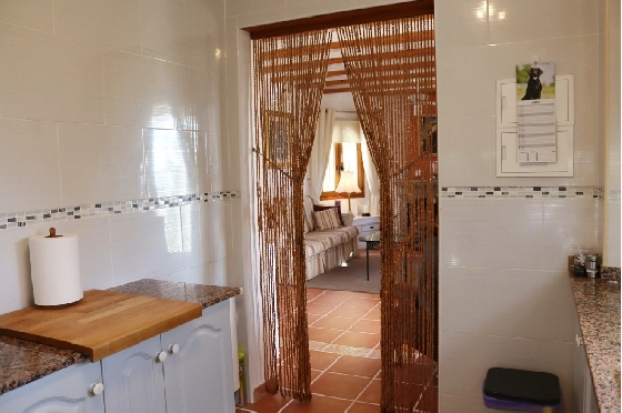 Villa in Benigembla zu verkaufen, Espace de vie 199 m², Terrain 833 m², 4 Chambres &agrave; coucher, 4 Badezimmer, Pool, ref.: PT-26003-46