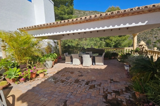 Villa in Pego zu verkaufen, Espace de vie 312 m², Baujahr 2005, Klimaanlage, Terrain 1027 m², 5 Chambres &agrave; coucher, 5 Badezimmer, Pool, ref.: O-V98114-11