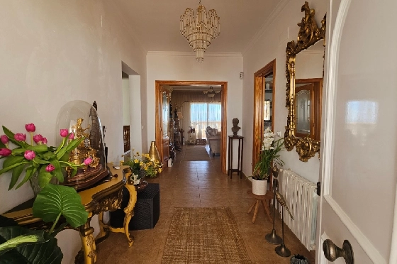 Villa in Pego zu verkaufen, Espace de vie 312 m², Baujahr 2005, Klimaanlage, Terrain 1027 m², 5 Chambres &agrave; coucher, 5 Badezimmer, Pool, ref.: O-V98114-14