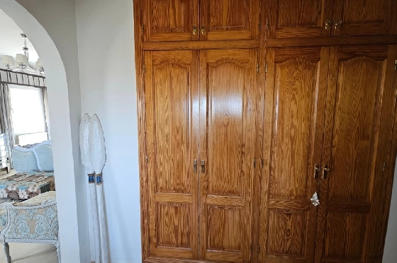 Villa in Pego zu verkaufen, Espace de vie 312 m², Baujahr 2005, Klimaanlage, Terrain 1027 m², 5 Chambres &agrave; coucher, 5 Badezimmer, Pool, ref.: O-V98114-34