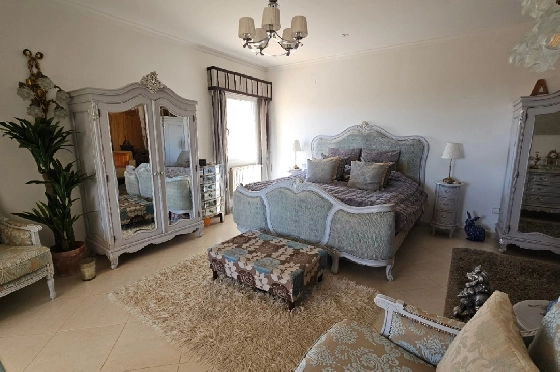 Villa in Pego zu verkaufen, Espace de vie 312 m², Baujahr 2005, Klimaanlage, Terrain 1027 m², 5 Chambres &agrave; coucher, 5 Badezimmer, Pool, ref.: O-V98114-35