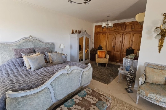 Villa in Pego zu verkaufen, Espace de vie 312 m², Baujahr 2005, Klimaanlage, Terrain 1027 m², 5 Chambres &agrave; coucher, 5 Badezimmer, Pool, ref.: O-V98114-36