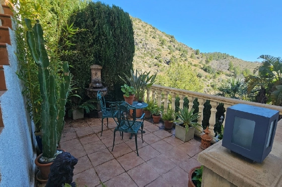 Villa in Pego zu verkaufen, Espace de vie 312 m², Baujahr 2005, Klimaanlage, Terrain 1027 m², 5 Chambres &agrave; coucher, 5 Badezimmer, Pool, ref.: O-V98114-42