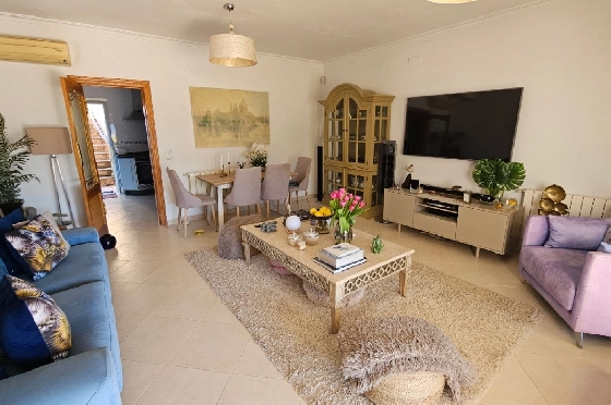 Villa in Pego zu verkaufen, Espace de vie 312 m², Baujahr 2005, Klimaanlage, Terrain 1027 m², 5 Chambres &agrave; coucher, 5 Badezimmer, Pool, ref.: O-V98114-45