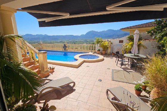 Villa in Pego zu verkaufen, Espace de vie 312 m², Baujahr 2005, Klimaanlage, Terrain 1027 m², 5 Chambres &agrave; coucher, 5 Badezimmer, Pool, ref.: O-V98114-46