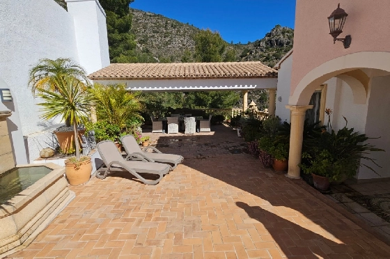 Villa in Pego zu verkaufen, Espace de vie 312 m², Baujahr 2005, Klimaanlage, Terrain 1027 m², 5 Chambres &agrave; coucher, 5 Badezimmer, Pool, ref.: O-V98114-9