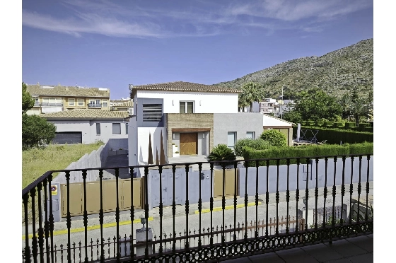 Villa in Pedreguer zu verkaufen, Espace de vie 270 m², Klimaanlage, Terrain 400 m², 3 Chambres &agrave; coucher, 3 Badezimmer, Pool, ref.: CO-C20952-16