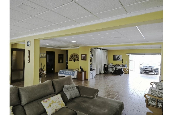 Villa in Pedreguer zu verkaufen, Espace de vie 270 m², Klimaanlage, Terrain 400 m², 3 Chambres &agrave; coucher, 3 Badezimmer, Pool, ref.: CO-C20952-24