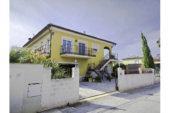Villa in Pedreguer zu verkaufen, Espace de vie 270 m², Klimaanlage, Terrain 400 m², 3 Chambres &agrave; coucher, 3 Badezimmer, Pool, ref.: CO-C20952-30