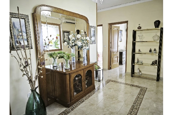 Villa in Pedreguer zu verkaufen, Espace de vie 270 m², Klimaanlage, Terrain 400 m², 3 Chambres &agrave; coucher, 3 Badezimmer, Pool, ref.: CO-C20952-33