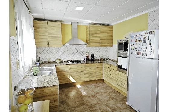 Villa in Pedreguer zu verkaufen, Espace de vie 270 m², Klimaanlage, Terrain 400 m², 3 Chambres &agrave; coucher, 3 Badezimmer, Pool, ref.: CO-C20952-7