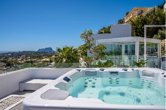 Villa in Moraira zu verkaufen, Espace de vie 370 m², Baujahr 2022, Klimaanlage, Terrain 813 m², 4 Chambres &agrave; coucher, 4 Badezimmer, Pool, ref.: AM-12683DR-16
