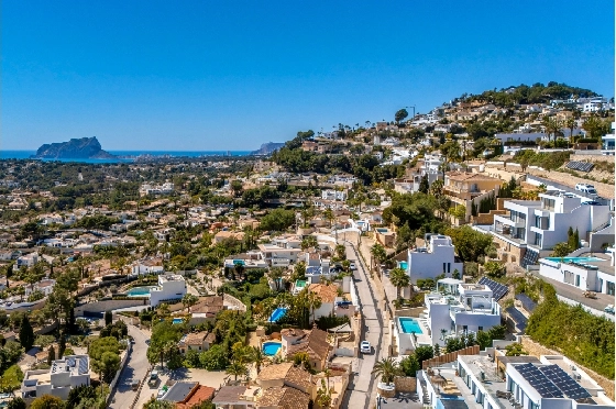 Villa in Moraira zu verkaufen, Espace de vie 370 m², Baujahr 2022, Klimaanlage, Terrain 813 m², 4 Chambres &agrave; coucher, 4 Badezimmer, Pool, ref.: AM-12683DR-39