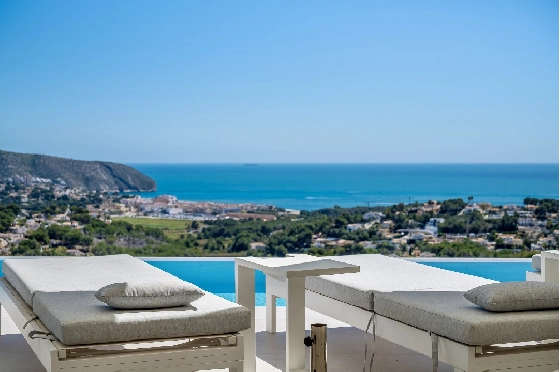 Villa in Moraira zu verkaufen, Espace de vie 370 m², Baujahr 2022, Klimaanlage, Terrain 813 m², 4 Chambres &agrave; coucher, 4 Badezimmer, Pool, ref.: AM-12683DR-6