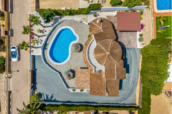 Villa in Moraira zu verkaufen, Espace de vie 290 m², Baujahr 2003, + Ofen, Klimaanlage, Terrain 847 m², 3 Chambres &agrave; coucher, 3 Badezimmer, Pool, ref.: AM-12692DR-12