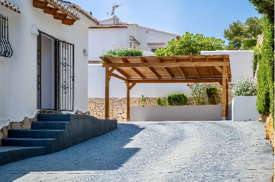 Villa in Moraira zu verkaufen, Espace de vie 290 m², Baujahr 2003, + Ofen, Klimaanlage, Terrain 847 m², 3 Chambres &agrave; coucher, 3 Badezimmer, Pool, ref.: AM-12692DR-33