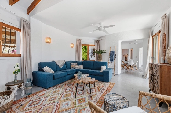 Villa in Moraira zu verkaufen, Espace de vie 290 m², Baujahr 2003, + Ofen, Klimaanlage, Terrain 847 m², 3 Chambres &agrave; coucher, 3 Badezimmer, Pool, ref.: AM-12692DR-39