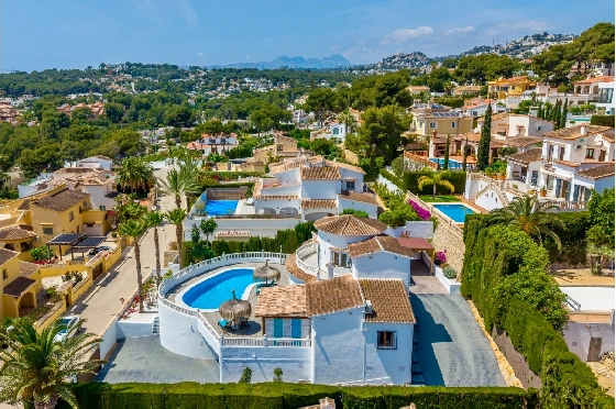 Villa in Moraira zu verkaufen, Espace de vie 290 m², Baujahr 2003, + Ofen, Klimaanlage, Terrain 847 m², 3 Chambres &agrave; coucher, 3 Badezimmer, Pool, ref.: AM-12692DR-7