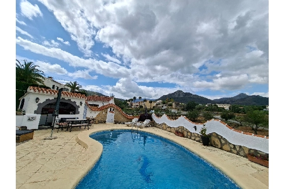 Villa in Orba Valley(Orbeta) zu verkaufen, Espace de vie 169 m², Terrain 1215 m², 4 Chambres &agrave; coucher, 3 Badezimmer, Pool, ref.: CPS-DIRECTORBA515-2