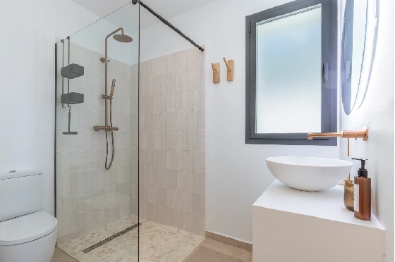 Villa in Moraira zu verkaufen, Espace de vie 347 m², Baujahr 2025, Klimaanlage, Terrain 852 m², 4 Chambres &agrave; coucher, 5 Badezimmer, Pool, ref.: AM-12704DA-30