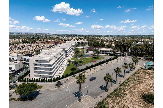 Penthouse Apartment in Guardamar del Segura zu verkaufen, Espace de vie 146 m², Zustand Erstbezug, 2 Chambres &agrave; coucher, 2 Badezimmer, Pool, ref.: HA-GUN-439-A02-4