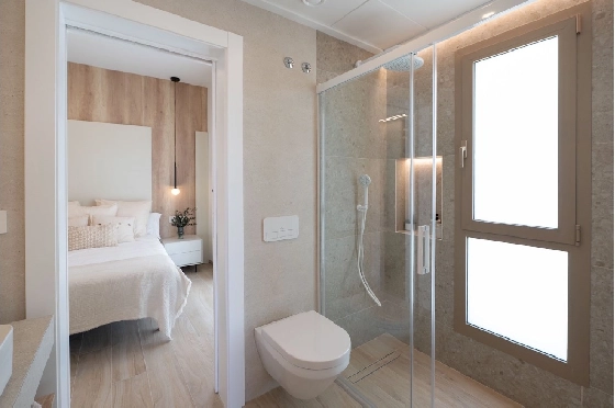 Eck-Reihenhaus in Los Alcazares zu verkaufen, Espace de vie 146 m², Zustand Erstbezug, Klimaanlage, Terrain 177 m², 3 Chambres &agrave; coucher, 2 Badezimmer, Pool, ref.: HA-LAN-480-Q01-15