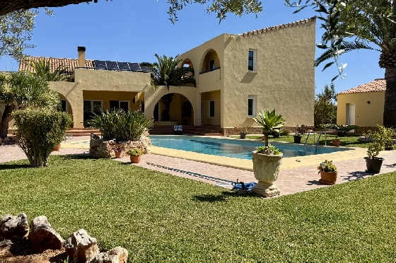 Villa in Els Poblets zu verkaufen, Espace de vie 383 m², Baujahr 2002, Zustand gepflegt, + Fussbodenheizung, Klimaanlage, Terrain 1821 m², 3 Chambres &agrave; coucher, 3 Badezimmer, Pool, ref.: RG-1126-1