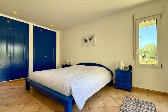 Villa in Els Poblets zu verkaufen, Espace de vie 383 m², Baujahr 2002, Zustand gepflegt, + Fussbodenheizung, Klimaanlage, Terrain 1821 m², 3 Chambres &agrave; coucher, 3 Badezimmer, Pool, ref.: RG-1126-15