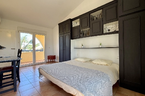 Villa in Els Poblets zu verkaufen, Espace de vie 383 m², Baujahr 2002, Zustand gepflegt, + Fussbodenheizung, Klimaanlage, Terrain 1821 m², 3 Chambres &agrave; coucher, 3 Badezimmer, Pool, ref.: RG-1126-18