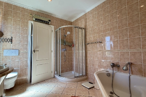 Villa in Els Poblets zu verkaufen, Espace de vie 383 m², Baujahr 2002, Zustand gepflegt, + Fussbodenheizung, Klimaanlage, Terrain 1821 m², 3 Chambres &agrave; coucher, 3 Badezimmer, Pool, ref.: RG-1126-22