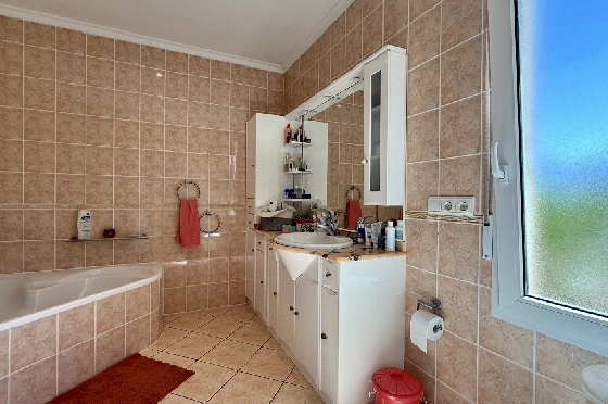 Villa in Els Poblets zu verkaufen, Espace de vie 383 m², Baujahr 2002, Zustand gepflegt, + Fussbodenheizung, Klimaanlage, Terrain 1821 m², 3 Chambres &agrave; coucher, 3 Badezimmer, Pool, ref.: RG-1126-23