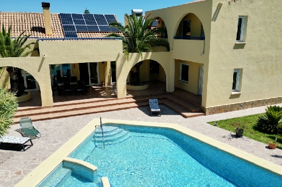 Villa in Els Poblets zu verkaufen, Espace de vie 383 m², Baujahr 2002, Zustand gepflegt, + Fussbodenheizung, Klimaanlage, Terrain 1821 m², 3 Chambres &agrave; coucher, 3 Badezimmer, Pool, ref.: RG-1126-26