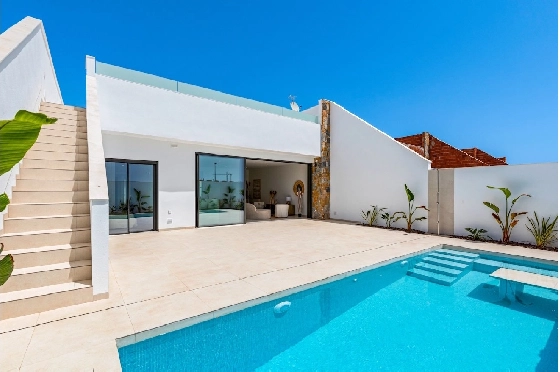 Villa in Los Alcazares zu verkaufen, Espace de vie 198 m², Zustand Erstbezug, Klimaanlage, Terrain 235 m², 3 Chambres &agrave; coucher, 2 Badezimmer, Pool, ref.: HA-LAN-501-E01-2