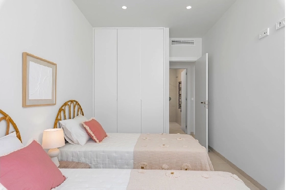 Villa in Los Alcazares zu verkaufen, Espace de vie 198 m², Zustand Erstbezug, Klimaanlage, Terrain 235 m², 3 Chambres &agrave; coucher, 2 Badezimmer, Pool, ref.: HA-LAN-501-E01-24