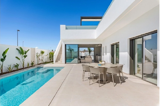 Villa in Los Alcazares zu verkaufen, Espace de vie 198 m², Zustand Erstbezug, Klimaanlage, Terrain 235 m², 3 Chambres &agrave; coucher, 2 Badezimmer, Pool, ref.: HA-LAN-501-E01-27