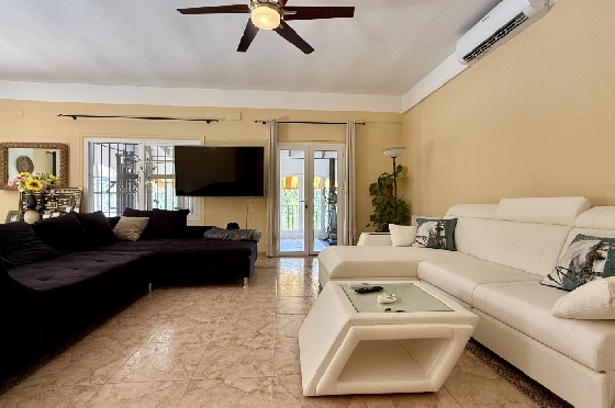 Villa in Pego - Monte Pego(Rafol) zu verkaufen, Espace de vie 259 m², Baujahr 1990, + Zentralheizung, Klimaanlage, Terrain 2400 m², 4 Chambres &agrave; coucher, 3 Badezimmer, Pool, ref.: JS-1026-11