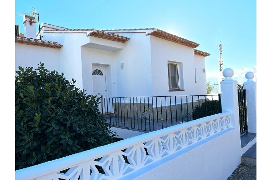 Villa in Sanet y Negrals(Montesano) zur Ferienvermietung, Espace de vie 157 m², Baujahr 1999, Klimaanlage, Terrain 892 m², 3 Chambres &agrave; coucher, 2 Badezimmer, Pool, ref.: S-0711-2