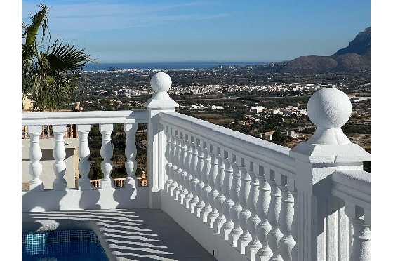Villa in Sanet y Negrals(Montesano) zur Ferienvermietung, Espace de vie 157 m², Baujahr 1999, Klimaanlage, Terrain 892 m², 3 Chambres &agrave; coucher, 2 Badezimmer, Pool, ref.: S-0711-3