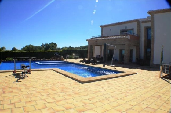 Villa in Javea zu verkaufen, Espace de vie 300 m², Baujahr 2010, Zustand neuwertig, + Zentralheizung, Klimaanlage, Terrain 1200 m², 5 Chambres &agrave; coucher, 4 Badezimmer, Pool, ref.: 2-0914-2