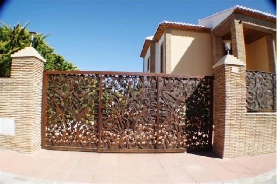 Villa in Javea zu verkaufen, Espace de vie 300 m², Baujahr 2010, Zustand neuwertig, + Zentralheizung, Klimaanlage, Terrain 1200 m², 5 Chambres &agrave; coucher, 4 Badezimmer, Pool, ref.: 2-0914-6